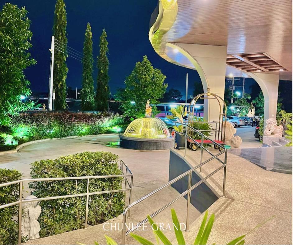Chunlee Grand Korat Hotel Nakhonratchasima Exterior foto